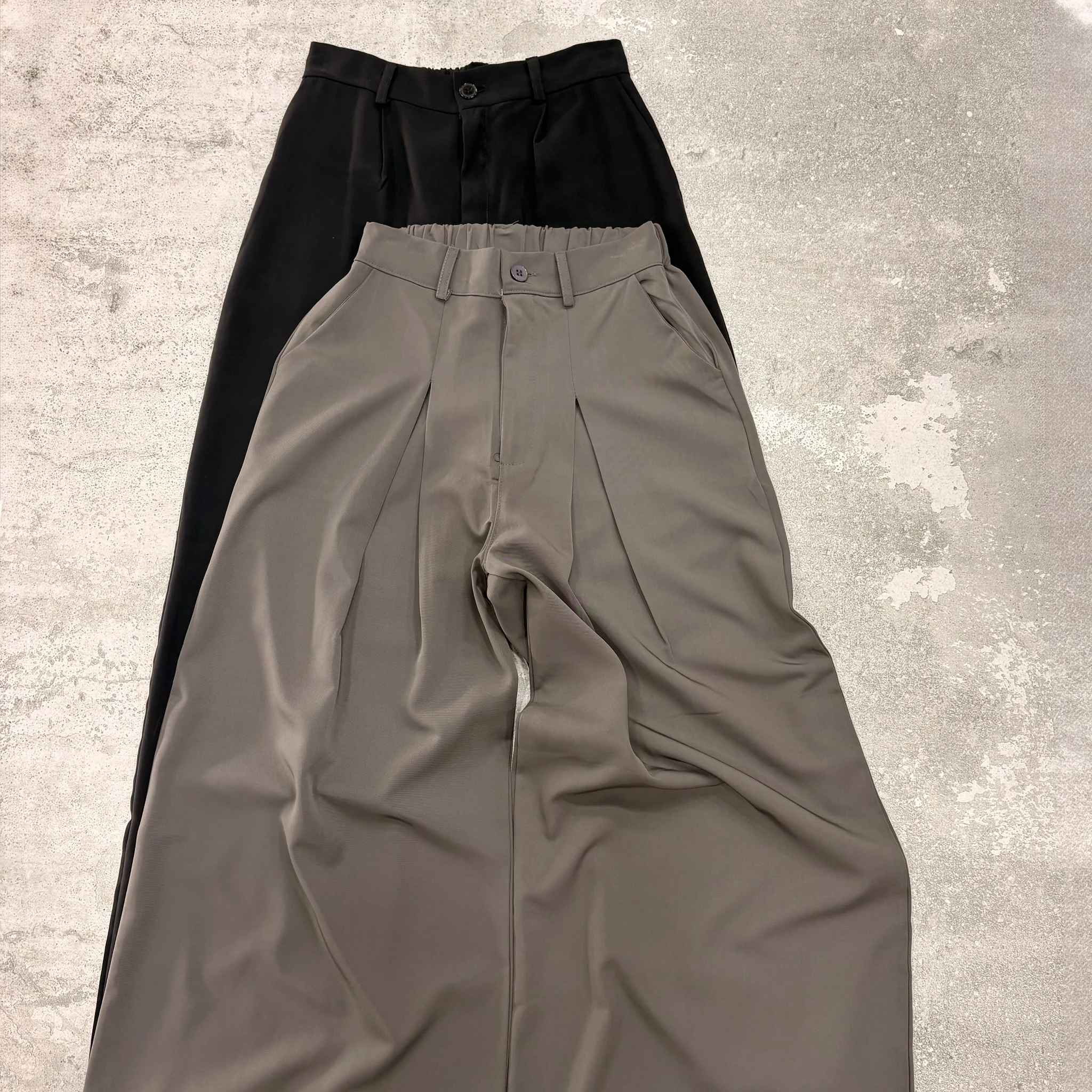 PANTALON SASTRERO CON PINZAS