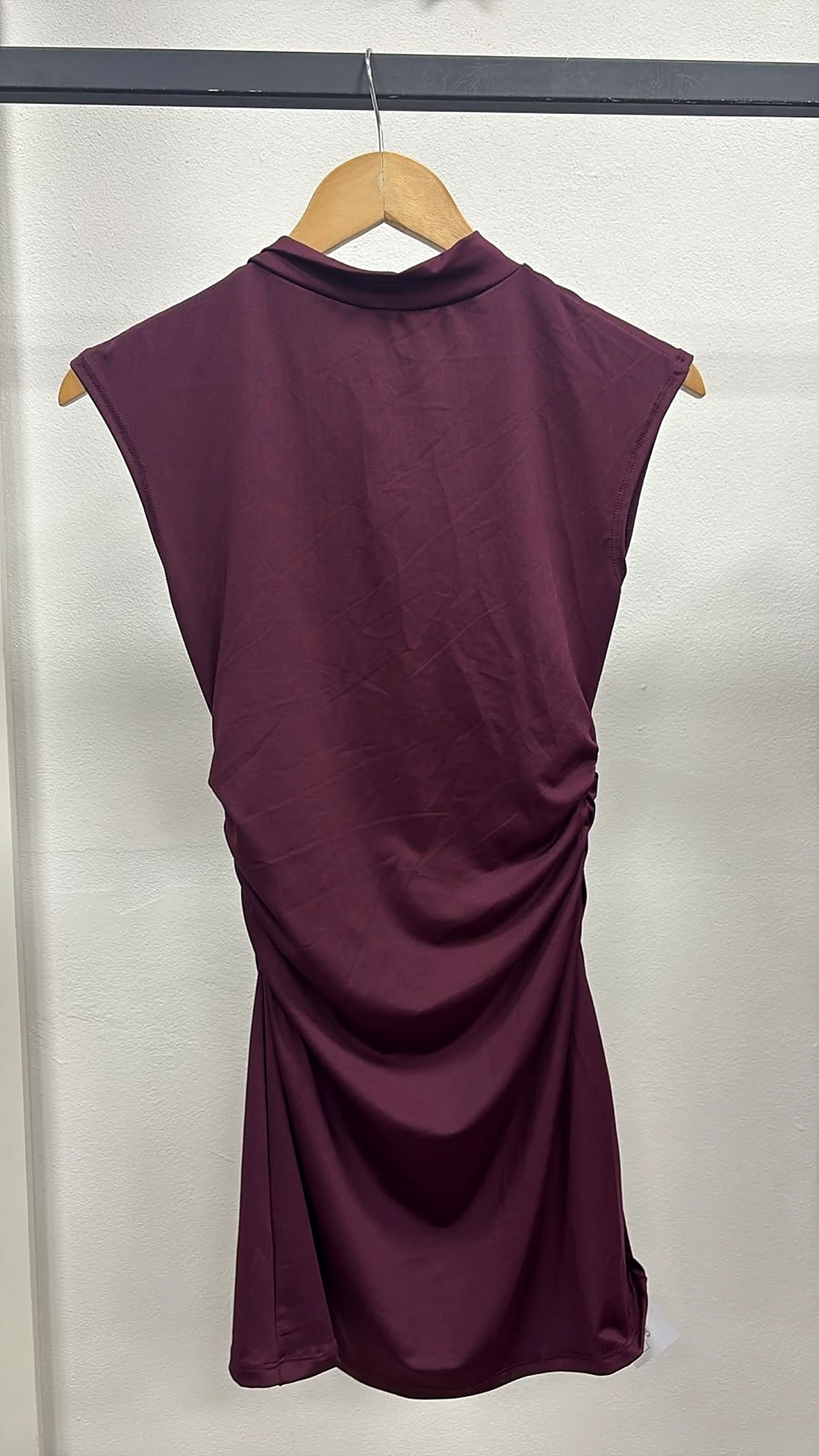 VESTIDO CUELLITO LYCRA CON FRUNCE