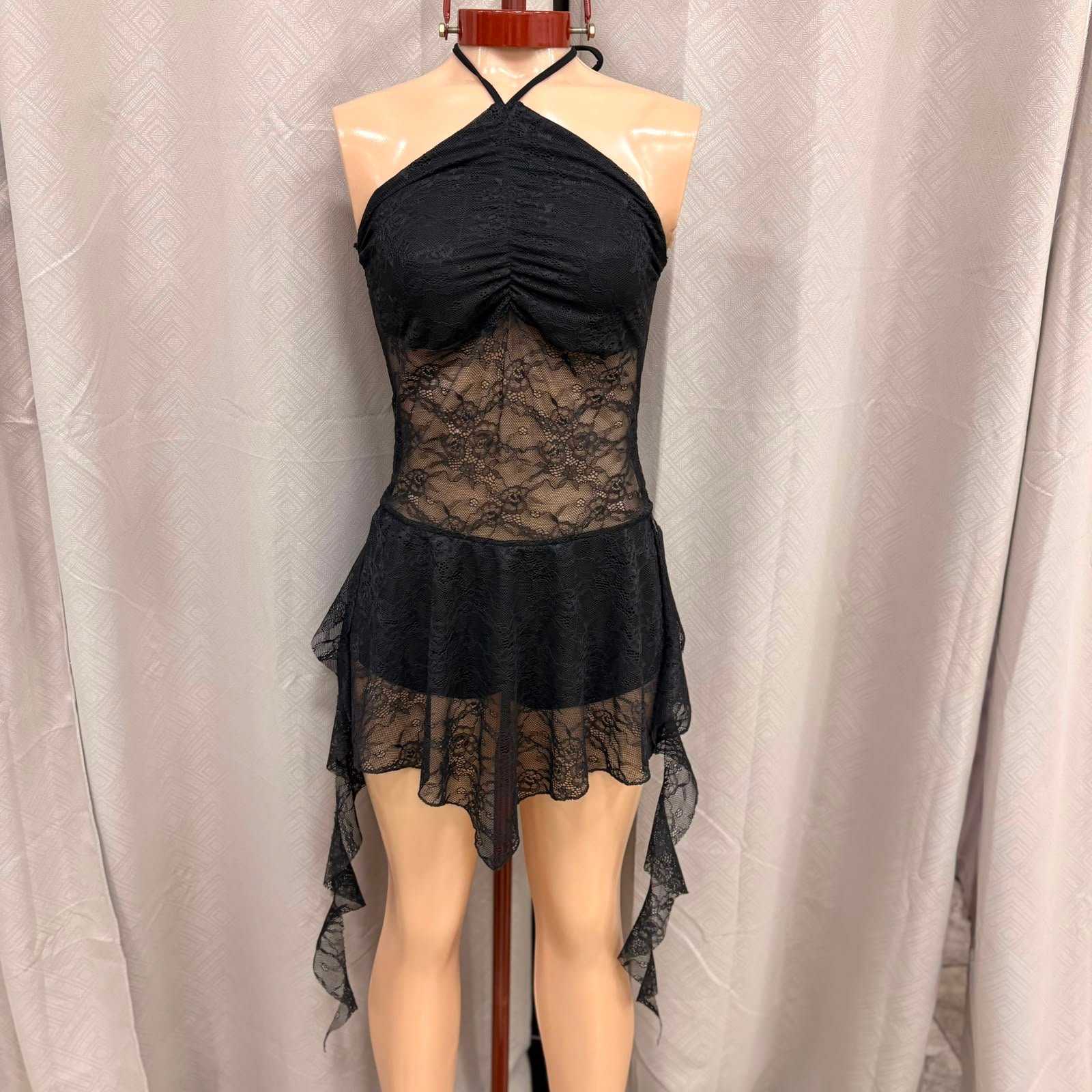 VESTIDO CON ENCAJE