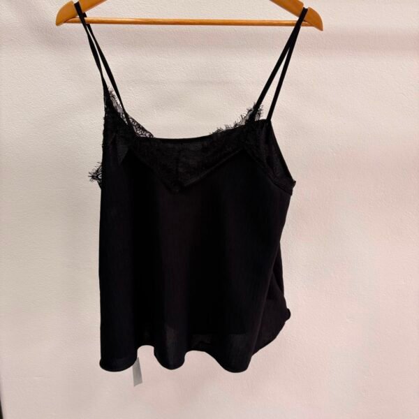 BLUSA DOS MODELOS