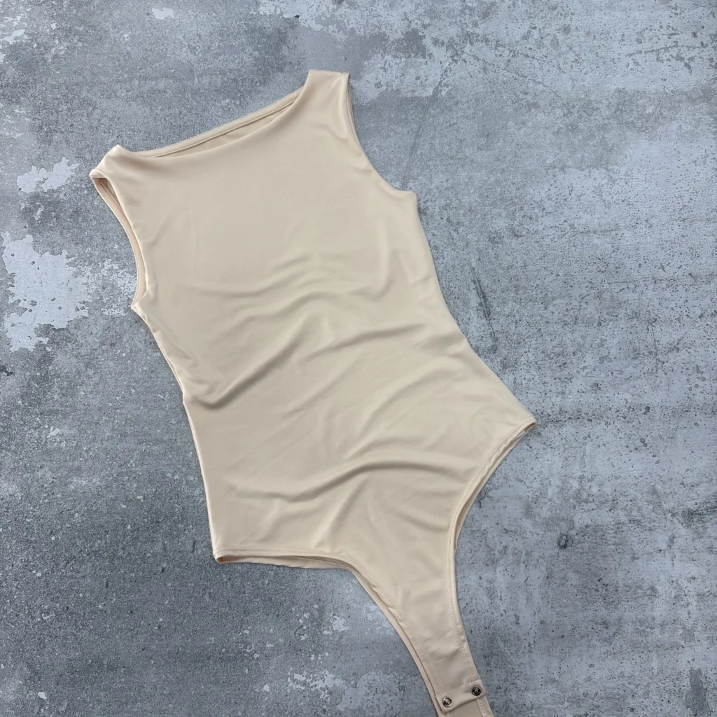BODY LYCRA BASIC - vista 3