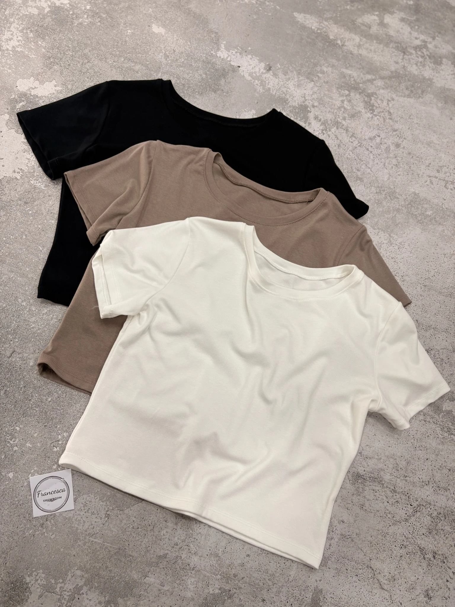 REMERA MODAL CORTA