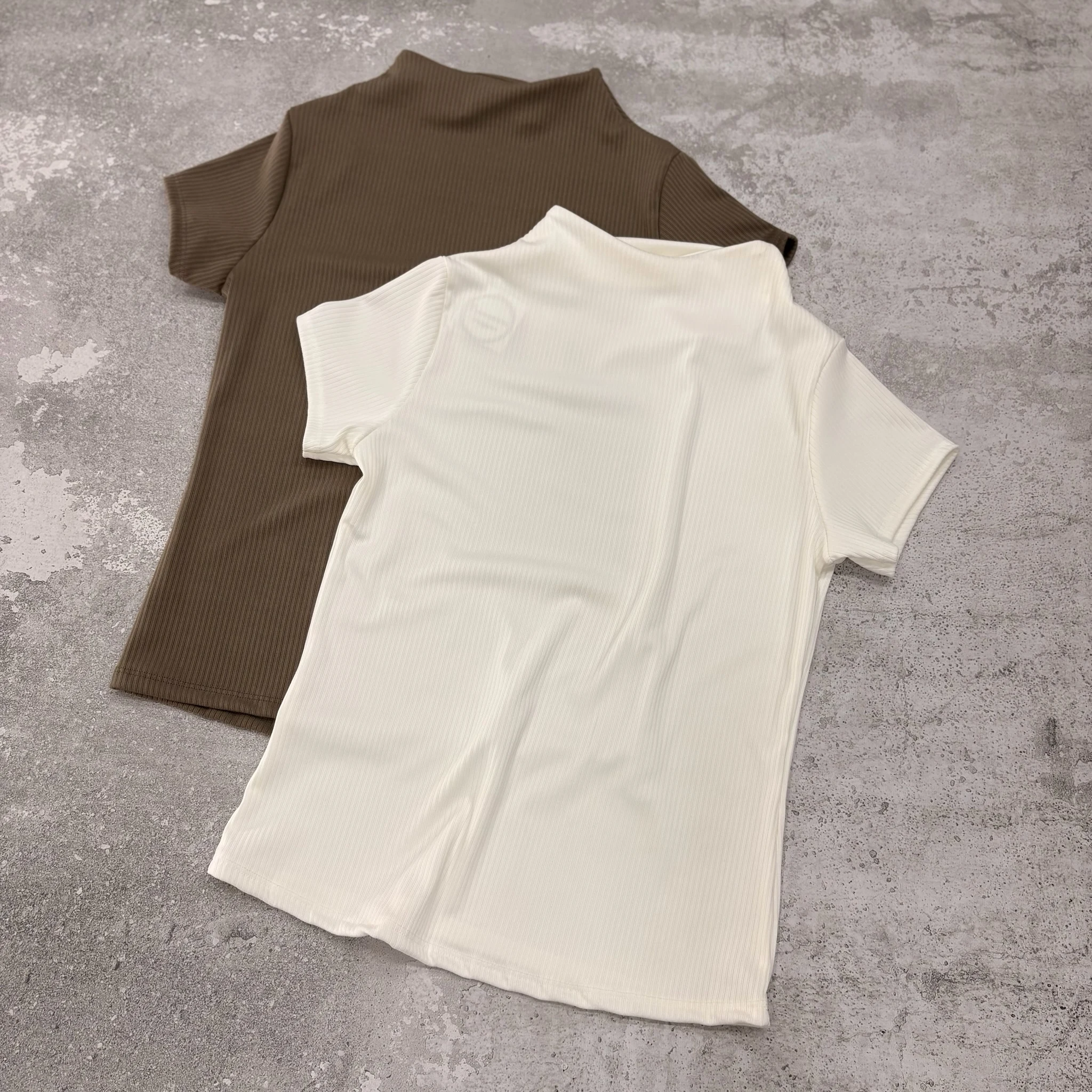 REMERA MORLEY CON LYCRA POLERA