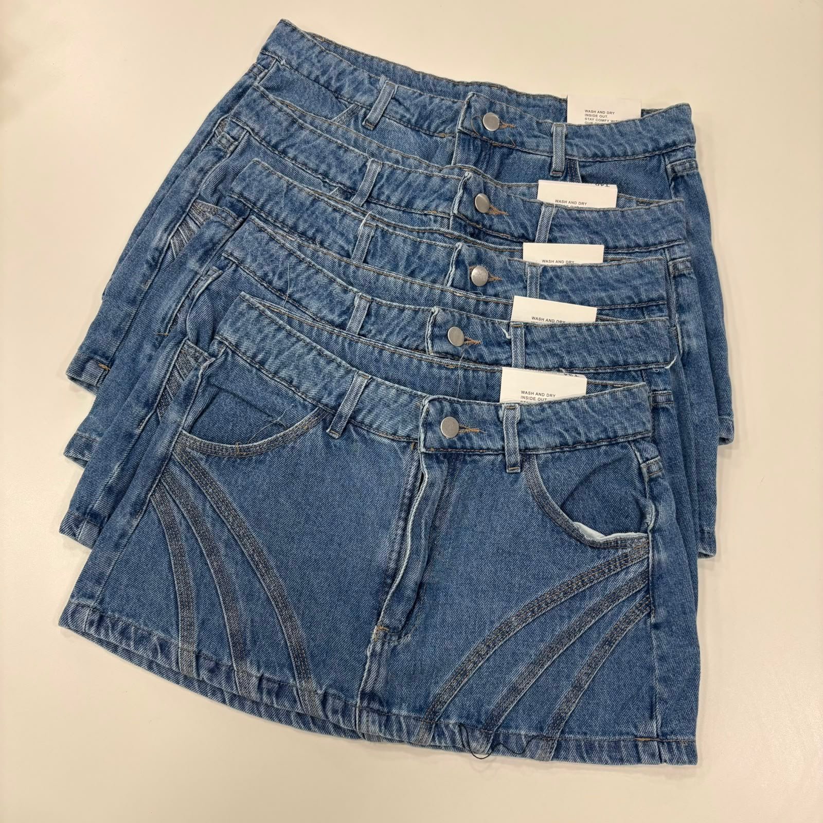 MINI DENIM BORDADO TIRAS
