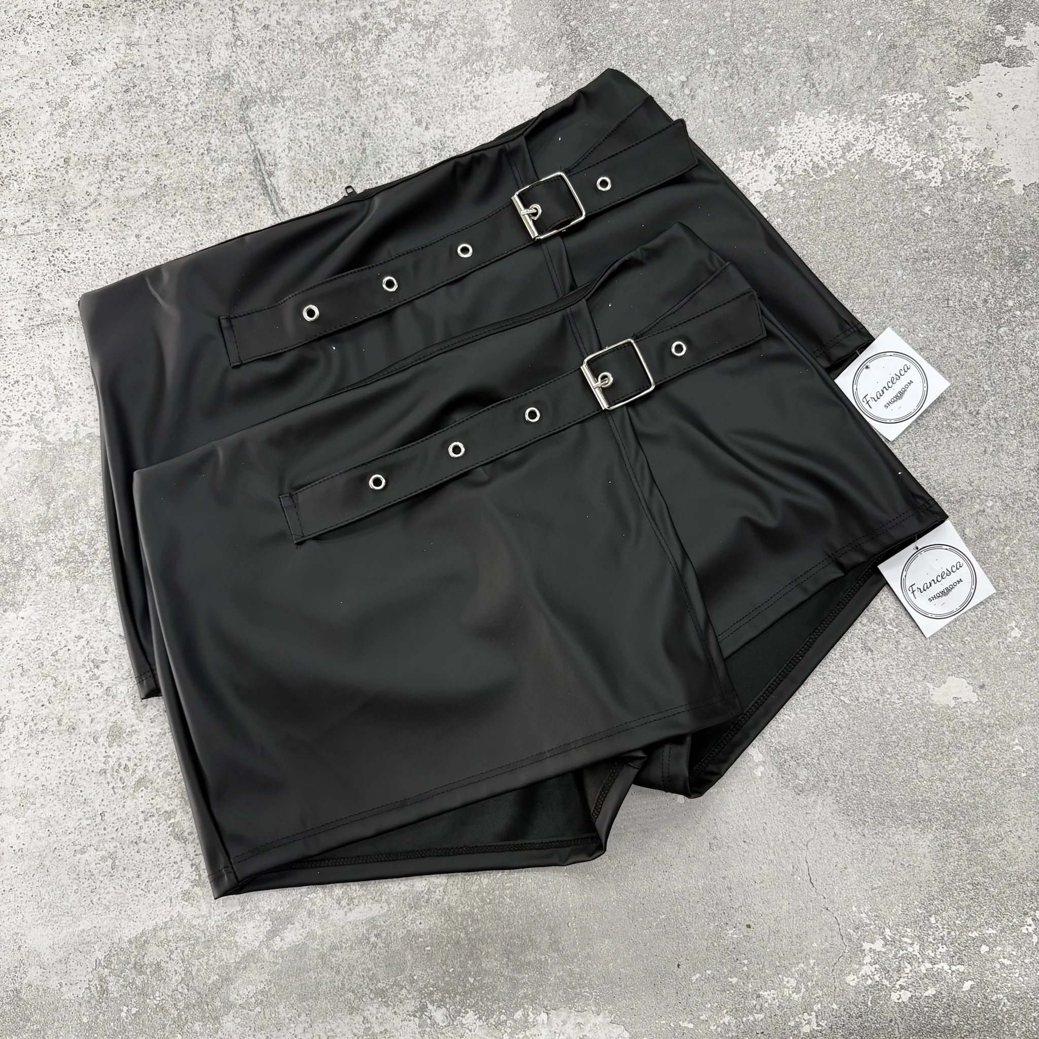 SKORT CON CINTO