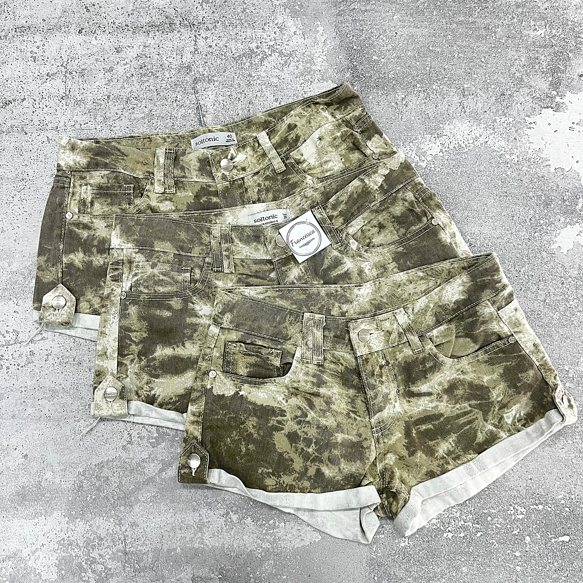 SHORT TIRO BAJO ESTAMPADO