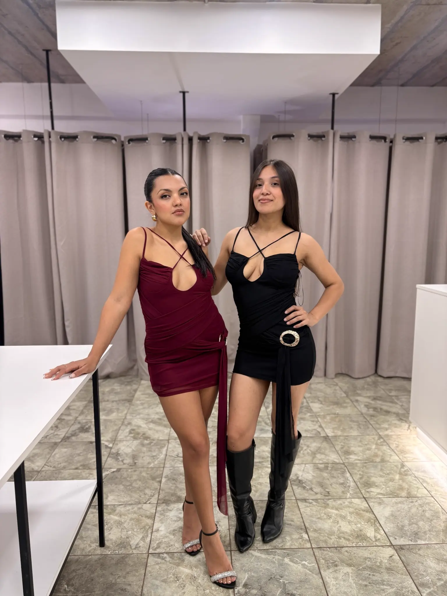 VESTIDO CON DETALLES EN TUL - vista 3