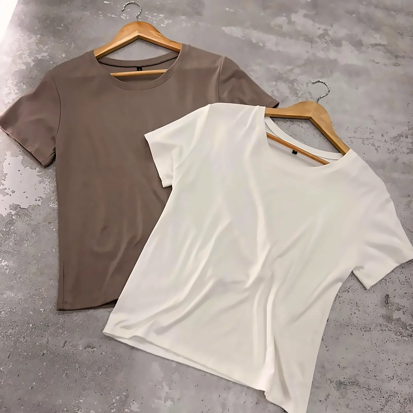 REMERA BASICA AMPLIA