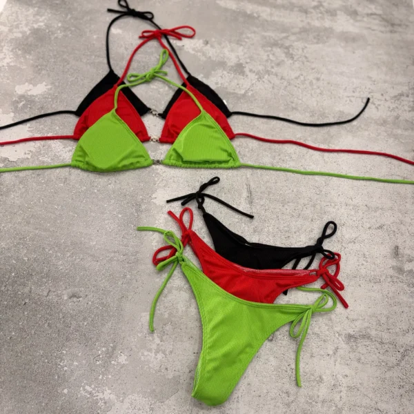 BIKINI MORLEY CON DIJE